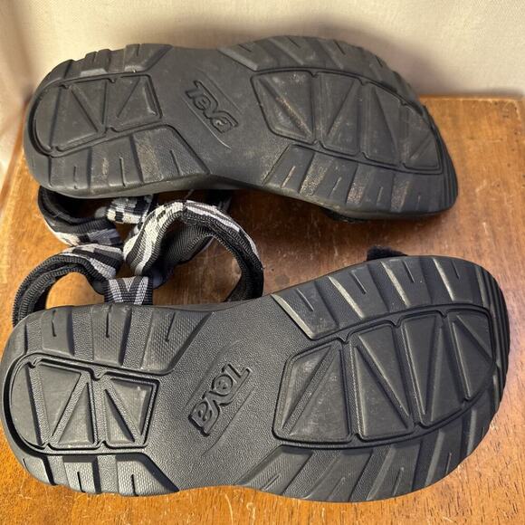Teva Hurricane Sandals Women US 6 Geometric Black Universal Adjustable Strap - Picture 10 of 11